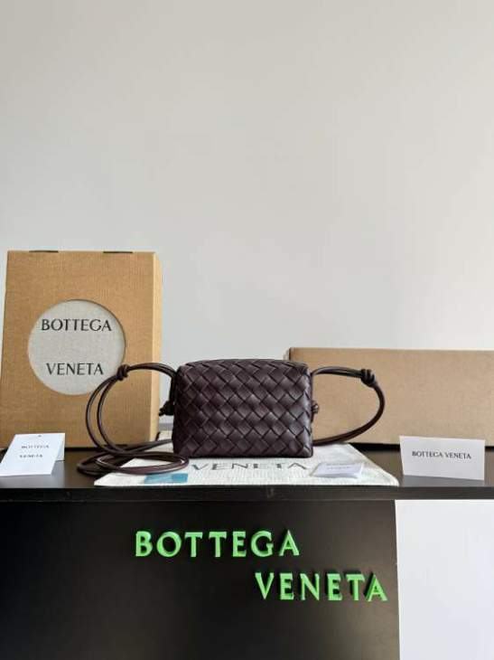 Picture of Bottega Veneta Handbags _SKUfw222663494fw